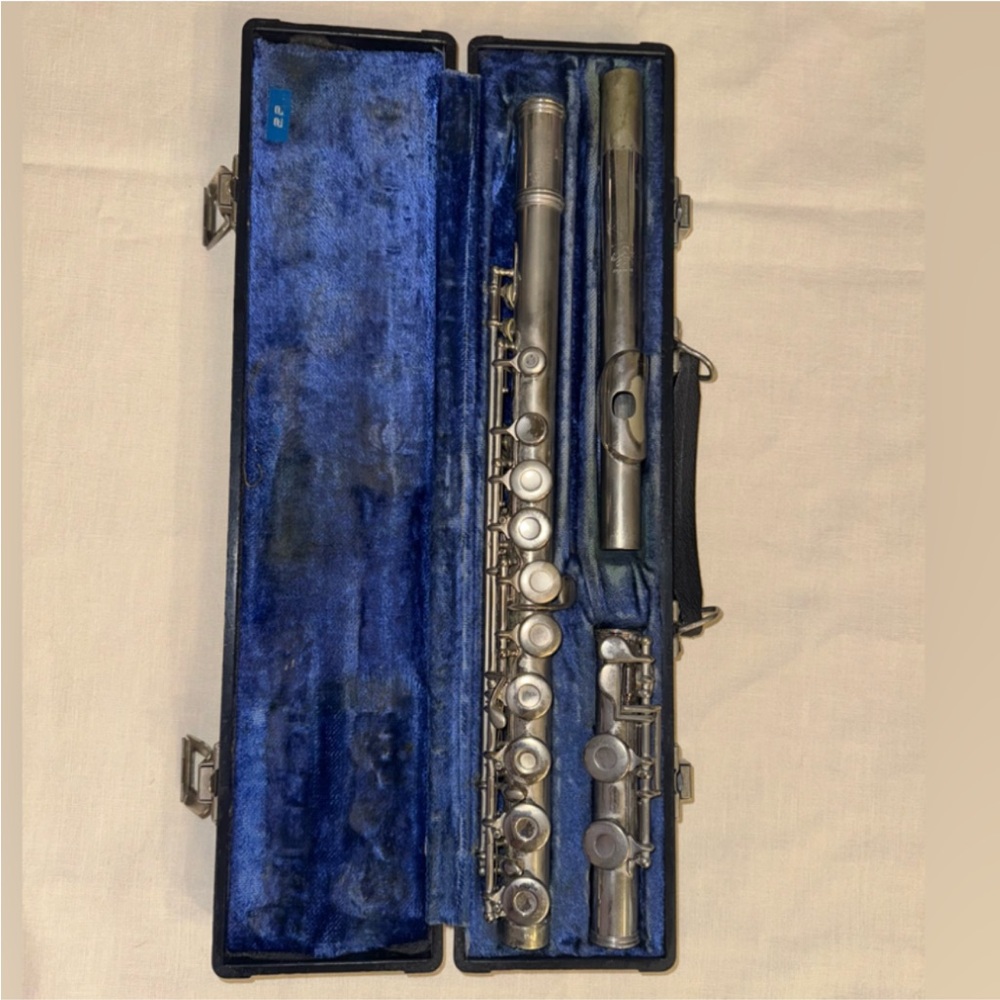 Vintage Gemeinhardt Flute + Case
